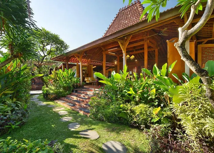 Villa Mahe Garden Kuta Lombok